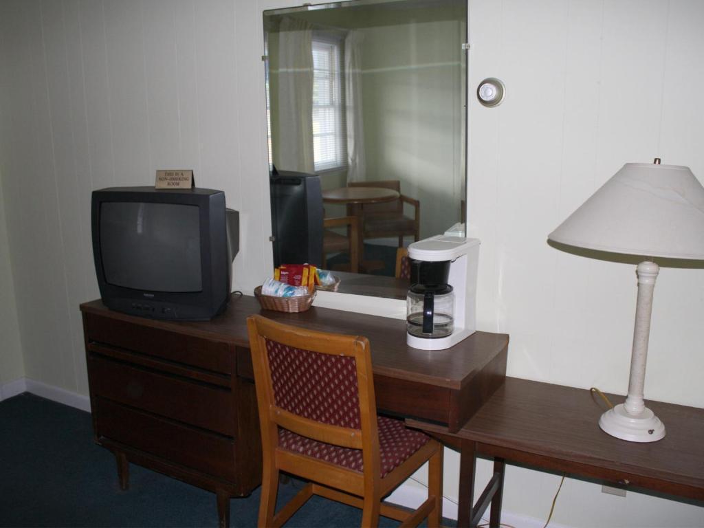 Falcon Motel Buxton Eksteriør bilde